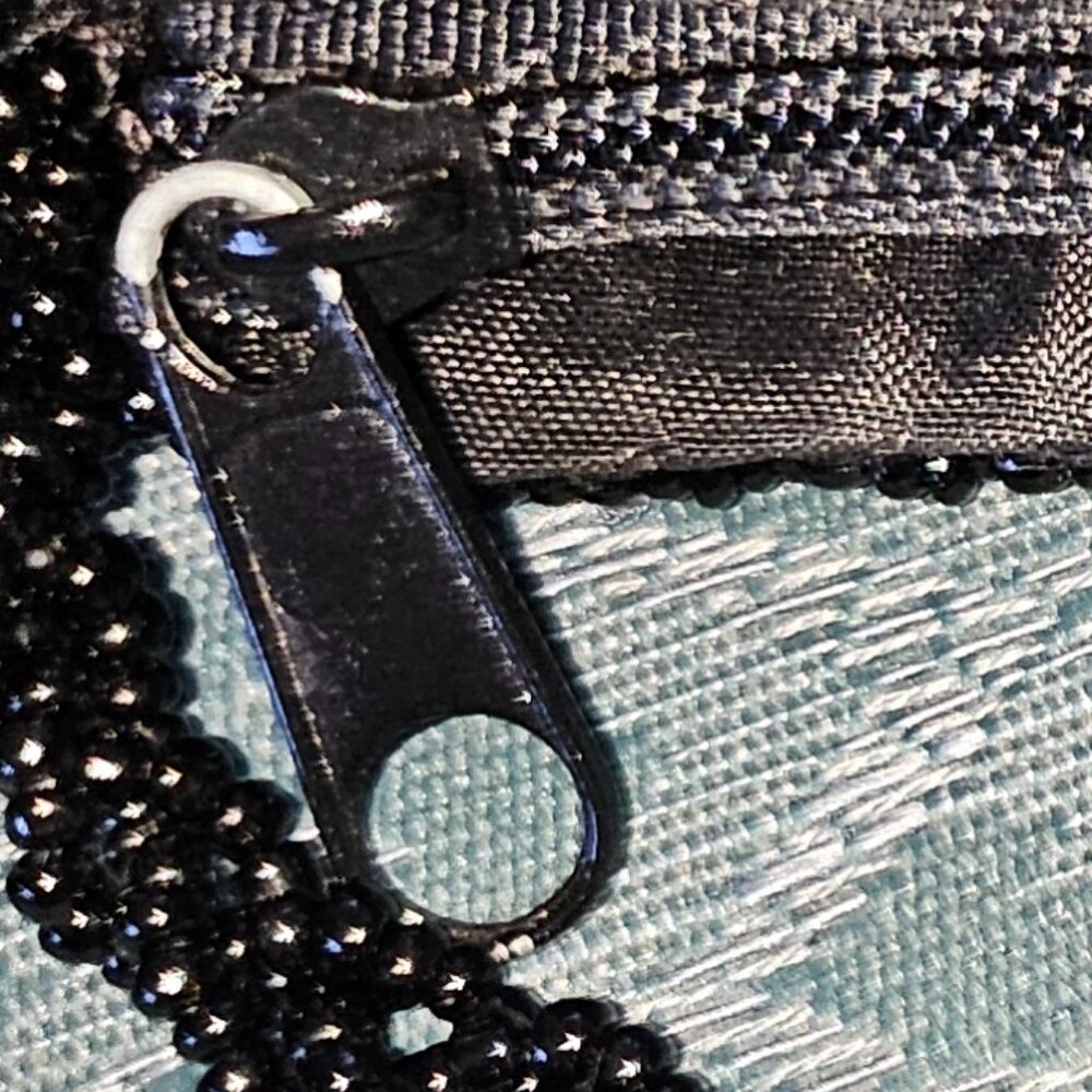ERMO COLLECTION BEADED CROSSBODY BAG FEATURING PALM TREE and SAILBOAT MOTIF - Picture 5 of 8